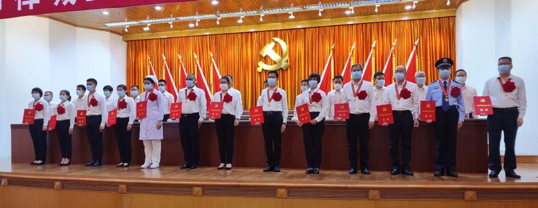 新明珠陈先辉荣获“100名禅城区优秀共产党员”荣誉称号