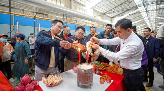 薪火升腾•盛启新程 | 热烈庆祝金科瓷砖2号窑炉点火圆满成功!